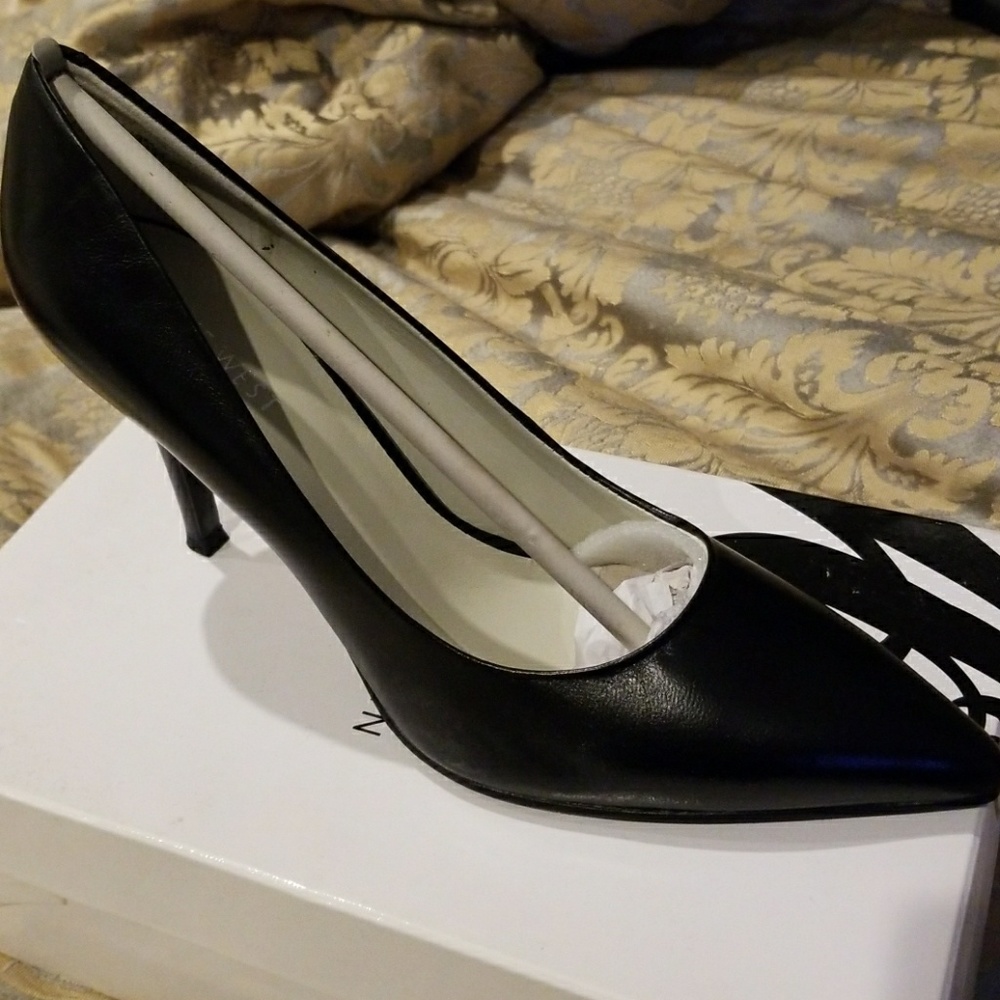 Nine west pumps